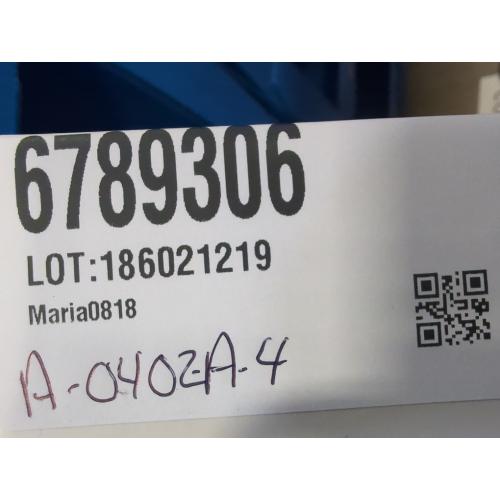 Therabody TheraFace Depuffing Cold & Heat Facial Treatment Wand - White