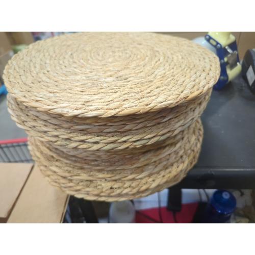 Handmade Heat Resistant Round Woven Placemats Set of 13 Wicker Boho No Chemical Natural Water Hyacinth Place Mats, Farmhouse Table Mats for Kitchen Dining Table,Home Decorations,Wedding