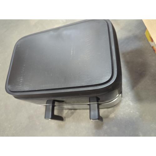 4-qt. TriZone Touchscreen Air Fryer with Dual Flex Basket, Stainless Steel