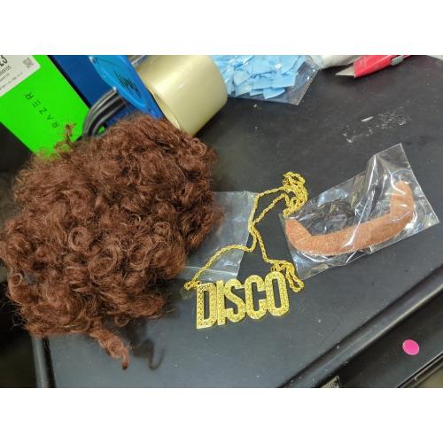 Gejoy Halloween Disco Costume Set Afro Wig Sunglasses Necklace Punk Gold Chain Men Halloween 70s80s Hippie Cosplay Accessories(Brown)
