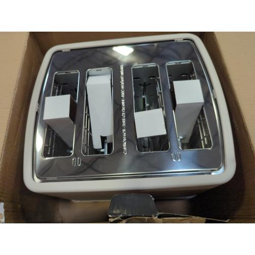 4-Slice Toaster with Extra Wide Slots - Bella PRO Oatmilk