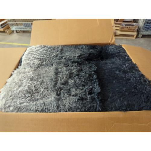 TABAYON Shaggy Navy Blue Rug, 2x3 Area Rugs for Living Room, Anti-Skid Extra Comfy Fluffy Floor Carpet for Indoor Home Decorative