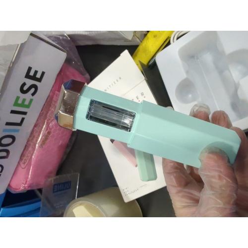 UV Light Sanitizer Stick, Portable Mini Lipstick Style Design Disinfection Lamp,USB Charging Ultraviolet Sterilizer Lamp Anti-Bacterial Rate 99% Green