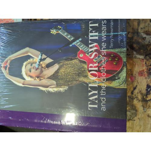 Taylor Swift - by  Terry Newman (Hardcover)