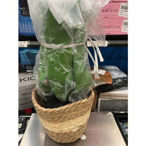 Velener Fake Agave with Rattan Pot, Artificial Plant Outdoor Agave - Fake Sucuulents Plants for Indoor and Outdoor Decor(15 Inch)