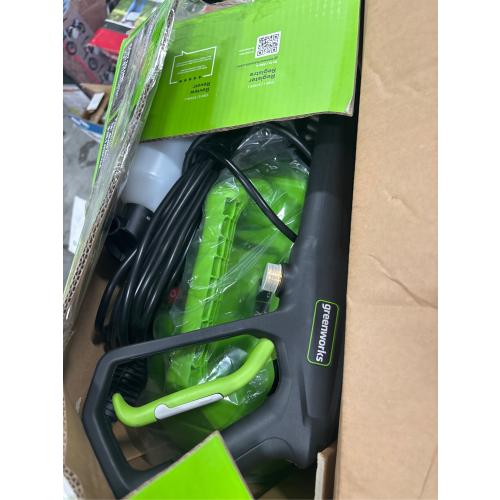 Greenworks 1800-PSI 1.2-GPM Cold Water Electric Pressure washer with 2 Spray Tips
