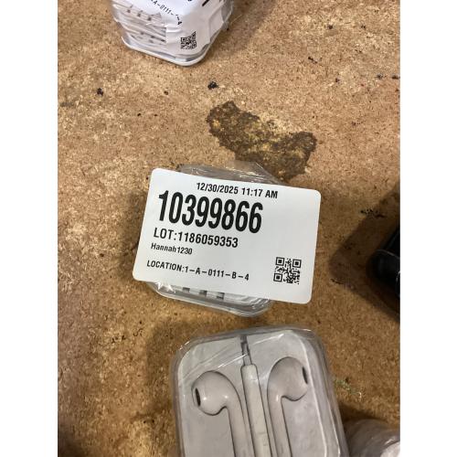 Aux Headphones/Earphones/Earbuds 3.5mm Wired Headphones Noise Isolating Earphones with Built-in Microphone & Volume Control Compatible with Phone 6 SE 5S 4 Pod Pad Samsung/Android MP3 (2 Pack)