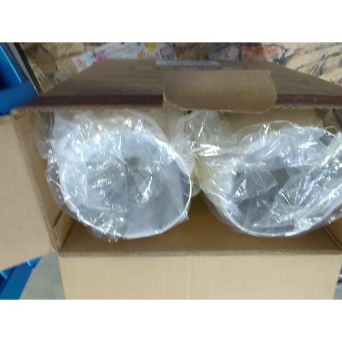 Gusto Nostro Stainless Steel Wine Glass - 18 oz Unbreakable Gold Wine Glasses for Travel, Camping and Pool - Fancy, Unique and Cute Portable Metal Wine Glass for Outdoor Events, Picnics (Set of 2)