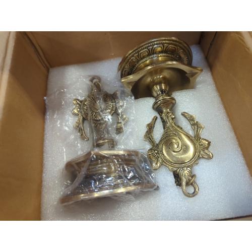 Size 6.5 Brass Shankha Chakra Villaku Shankh and Chakra Traditional Oil Lamp 6.5 Inch