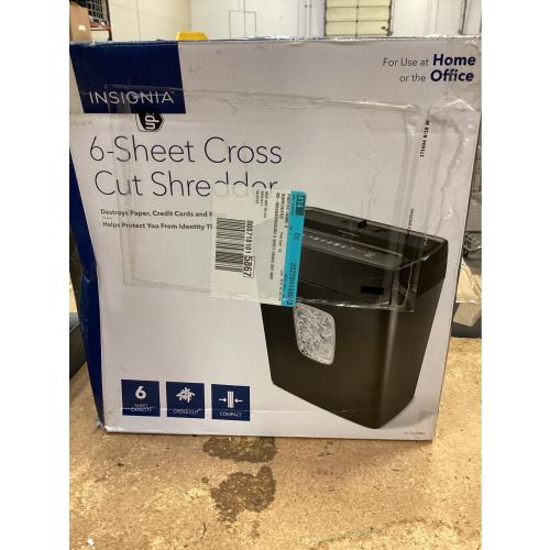 Insignia™ - 6-Sheet Crosscut Shredder - Black