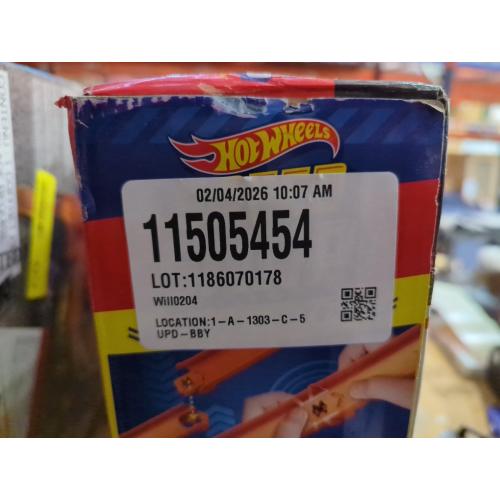 Hot Wheels Race Formula 1 Grand Prix Circuit Track Set and Cars - Multi - No Size