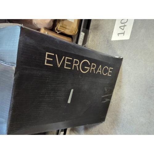 EverGrace Luxury Velvet Quilt Set Queen Size 3 Piece, Soft Cross-Stitch Velvet Comforter Set with Pillow Shams, Lightweight Coverlet Bedspread Bedding Set for All Seasons, Loden Green