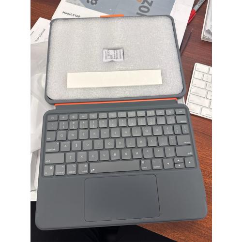 Case with Keyboard for iPad 10th Generation & 11th (A16, 2025): Bluetooth Wireless Detachable Magnetic Stand Rechargeable Keyboard with Folio Slim Compact Removable Cover with Trackpad, White Backlit