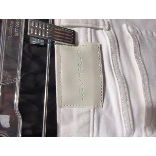Size 4/27 Lucky Brand Women's Denim Rollup Short in White
