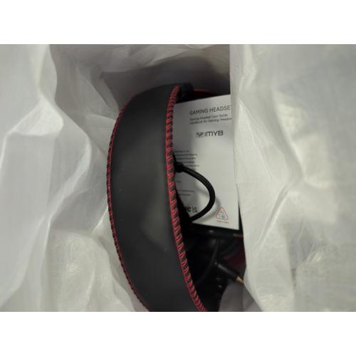 Black and Red A88 Gaming Headset with Microphone, Stereo Wired Noise Cancelling Over-Ear Headphones with Mic for Pc, Ps5, Xbox One Series X/s, Ps4, Computer, Laptop, Mac, Nintendo, Gamer (Red)