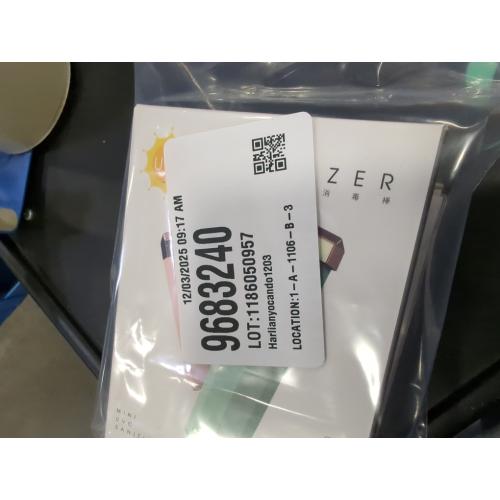 2Pack UV Light Sanitizer Stick, Portable Mini Lipstick Style Design Disinfection Lamp,USB Charging Ultraviolet Sterilizer Lamp Anti-Bacterial Rate 99%