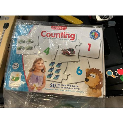 The Learning Journey: Match It! - Counting - 30 Piece Self-Correcting Number & Learn to Count Puzzle - Preschool Learning Toys - Award Winning Toys