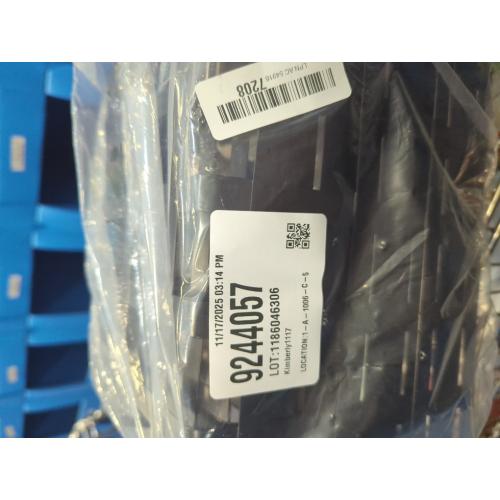 Wire Metal Baskets Metal Wire Food Storage Basket Organizer Farmhouse Baskets Bin Metal Wire Food Storage Basket Organizer with Wood Handles for Pantry Cabinets