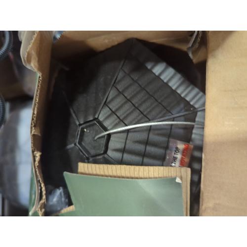 Birdream 2 Pack Bird Feeders for Outdoor Hanging, Retro Pagoda Design Fun Installation Bird Feeder, Attracting Wild Birds Chickadees Goldfinches Cardinals Finches and Sparrows