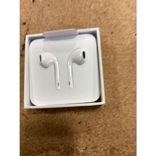 Apple EarPods Headphones with 3.5mm Plug, Wired Ear Buds with Built-in Remote to Control Music, Phone Calls, and Volume