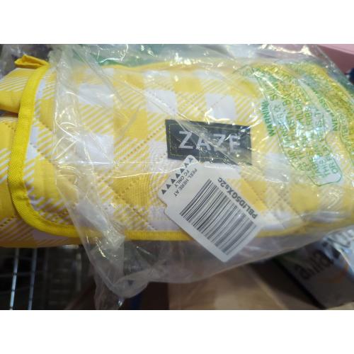 ZAZE Extra Large Picnic Blankets, 80''x80'' Washable Waterproof Foldable Oversized Compact Picnic Mat for Spring Summer Blanket Beach, Camping on Grass (Yellow and White)