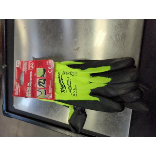 Milwaukee Electric - 1 Pair HIGH Visibility Cut Level 2 Polyurethane D
