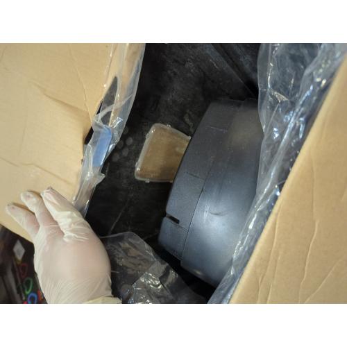 Insignia™ - 10-Sheet Crosscut Paper/CD Shredder - Black