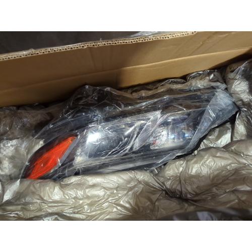 ILAMP Headlight Fit For 2018 2019 2020 Toyota Camry L/LE/SE Projector LED Headlamp (Left Driver) W/Clear Lens LH 81150-06C40 CM17A01-4L