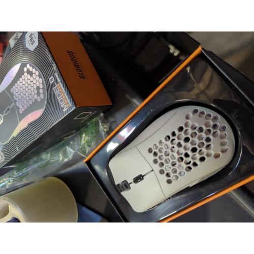 Glorious Model O Wireless Gaming Mouse - Superlight, 69g Honeycomb Design, RGB, Ambidextrous, Lag Free 2.4GHz Wireless, Up to 71 Hours Battery - Matte White