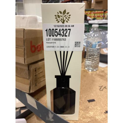 PRISTINE Maldives Villa/Inspired by Marriott Hotel Reed Diffuser for Home | Citrusy Grapefruit, Apple/Ocean Breeze/Sandalwood Oil Reed Diffuser Set & Reed Diffuser Sticks | Home Decor Scent Diffuser