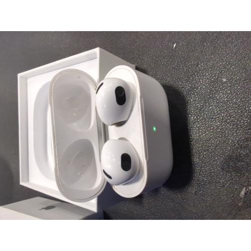 White Apple AirPods 4