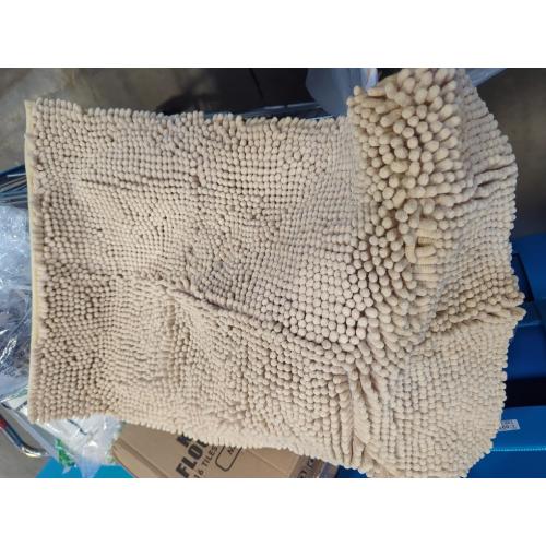 Smiry Luxury Chenille Bathroom Rugs 30x20, Extra Soft and Absorbent Shaggy Bath Mat, Machine Washable, Non-Slip Plush Carpet Runner for Tub, Shower, and Floor, Home Decor Accessories, Beige