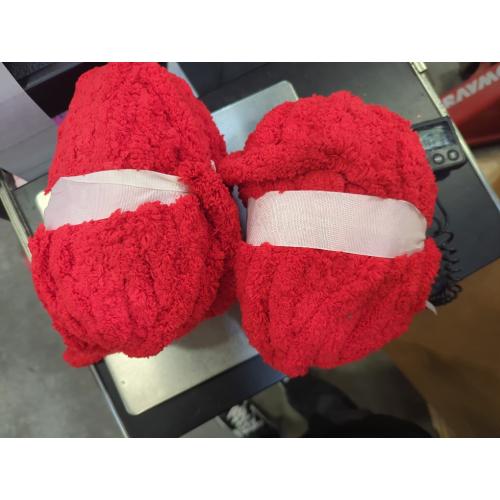 Chunky Chenille Yarn for Crocheting/Arm Knitting, Super Soft Jumbo Knit Blanket Yarn Red 2 Pack (32 yds, 8.5 oz Each Pack)