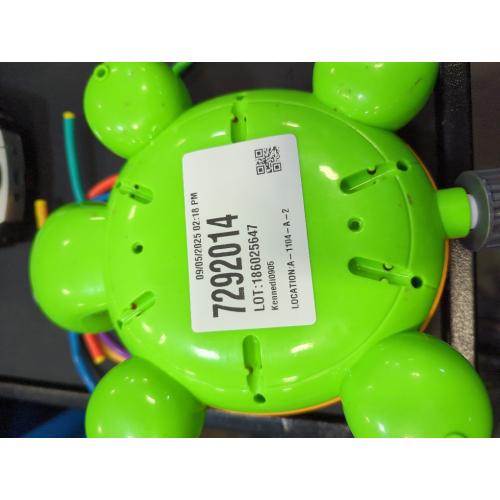 Green 460620 Mc Fizz Water Sprinkler Turtle - Rotates Hoses, Disc Rotates and Sprays Water, Connection to Standard Hose System, Green