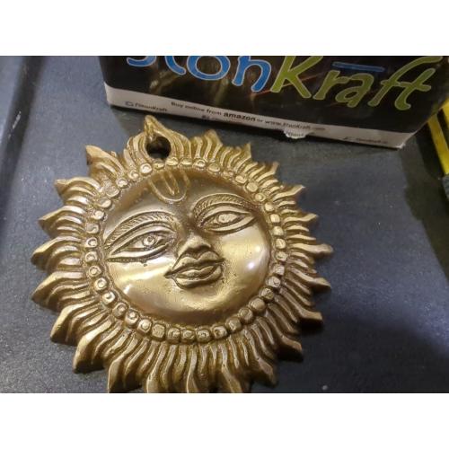 Size 4 inch Color Gold StonKraft Brass Wall Hanging Sun Face Idol | Surya Dev Bhagwan Metal Wall Decor | Art Sculpture for Home & Office Decor for Positivity, House Warming Gift – , Golden