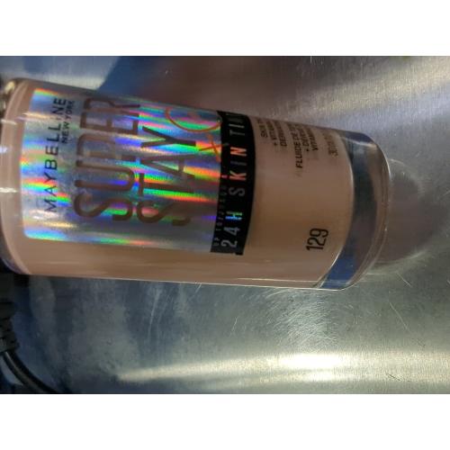 Maybelline Super Stay Up to 24HR Skin Tint, Radiant Light-to-Medium Coverage Foundation, Makeup Infused With Vitamin C, 129, 1 Count