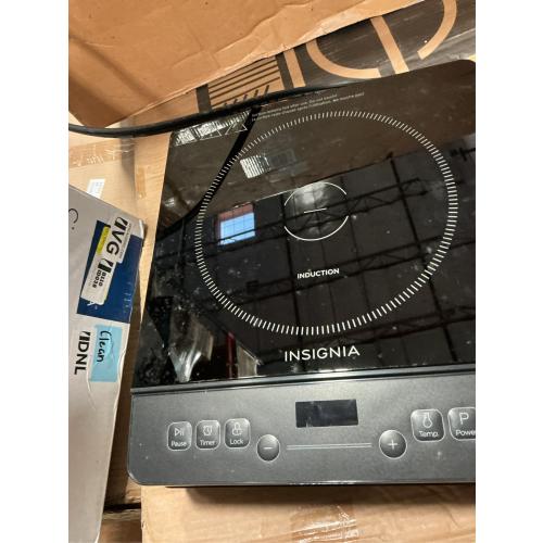 Insigniaâ„¢ - Single-Zone Induction Cooktop - Black