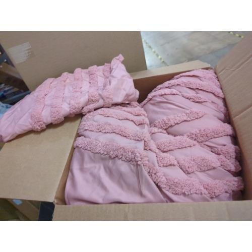 BEDELITE Boho Comforter Set Queen Size, Dusty Pink Tufted Striped Bed Set 3 Pieces, Soft Vintage Farmhouse Comforter for All Seasons, Boho Home Decor,Fluffy Jacquard Bedding with 2 Pillow Shams