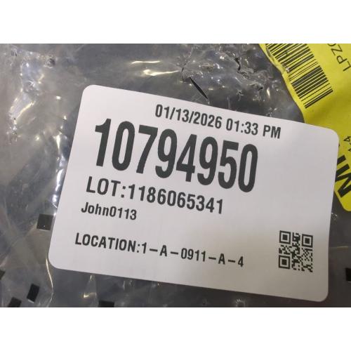 Metra - Dash Kit for Select 2001-2009 Toyota 4Runner DIN DDIN - Black