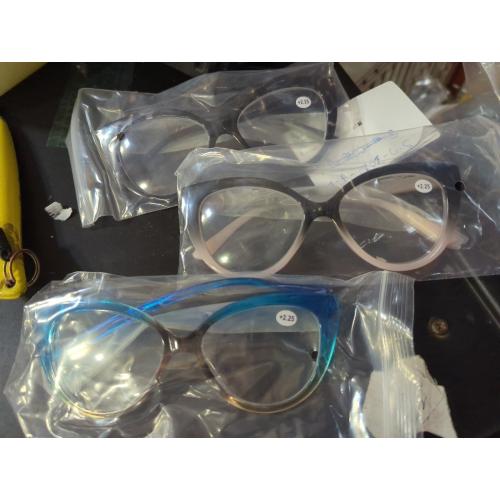 DXYXYO 3 Pack Cat Eye Reading Glasses for Women Fashion Blue Light Blocking Thick Frame Computer Readers 2.5