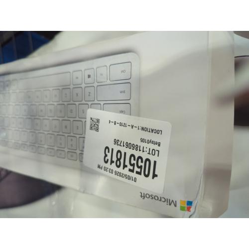 Microsoft Bluetooth Desktop Keyboard & Mouse