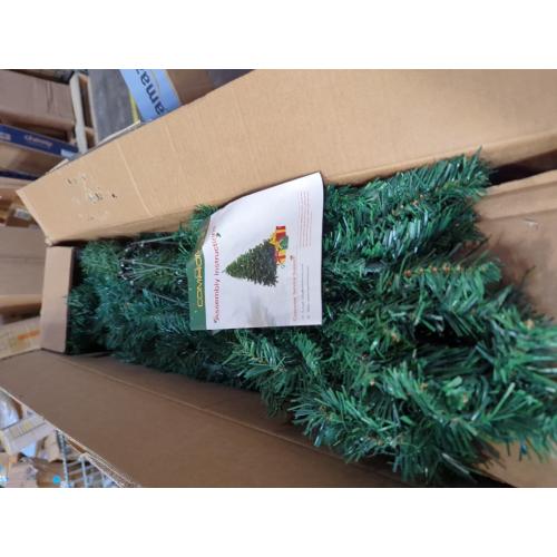 Poen 35 Inches Wall Mounted Christmas Tree - Artificial Xmas Tree with 50 LED Lights and Battery Case - Lighted Wall Decor for Home, Office, Apartment, Party Decorations