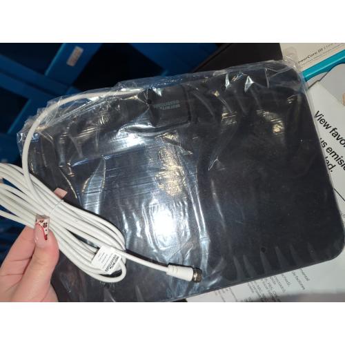 Best Buy Essentials™ - Thin Indoor HDTV Antenna - 35 Mile Range - Black/White