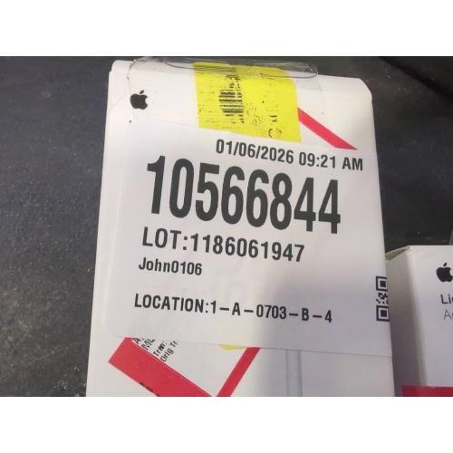 Apple USB-C to Lightning Cable (2 m)