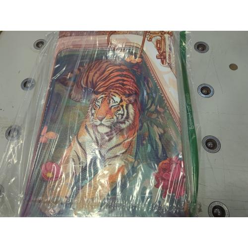 Vintage Whimsical Minimalism Animal Bathroom Art Tiger In Bathtub Poster Canvas Wall Art Living Room Aesthetic Home Decor Bedroom Decoration Gift Posters Unframed12x16inch