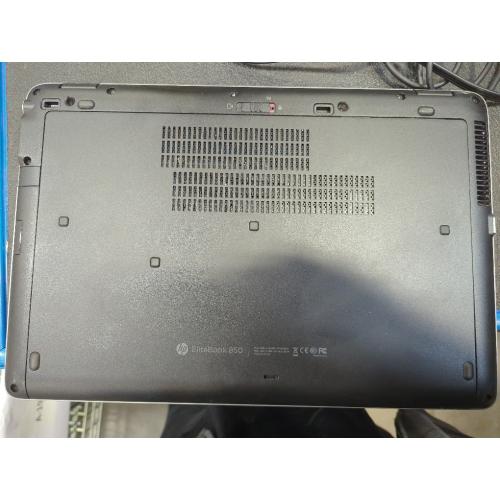 HP EliteBook 850 With Charger