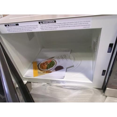 Panasonic Microwave Oven NN-SN686S Stainless Steel Countertop/Built-In with Inverter Technology and Genius Sensor, 1.2 Cubic Foot, 1200W