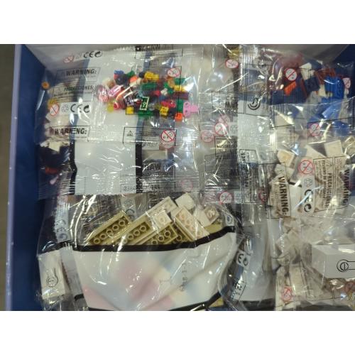 2024 Christmas Gingerbread House Mini Building Set with LED Light, 1834 PCS Winter Village Building Block Toy with Christmas Tree, Holiday Cabin Building Kit Xmas Gift for Adults Teens Kids 8