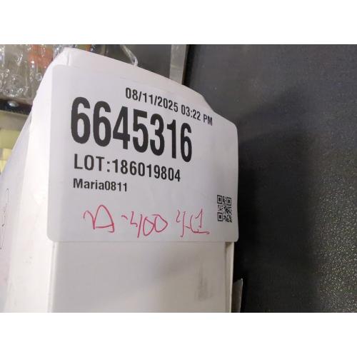 GeeekPi 18.5 inch Portable Monitor 1920x1080 IPS Touchscreen 120HZ 1080P Touch Display with HDMI USB-C, Built-in Speakers, Kickstand VESA for Xbox PS4/5 Laptop Mac PC