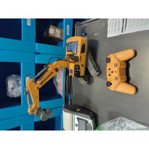 FARZI Excavator Metal car Excavator Engineering Car Toys Toy car